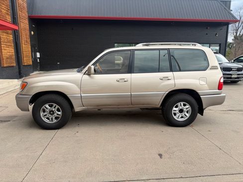 Used 2001 Lexus LX 470 4WD image 15
