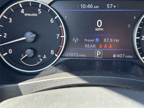 Used 2025 Nissan Altima 2.5 SV image 30