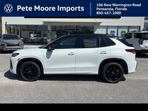 New 2026 Volkswagen Tiguan SE R-Line FWD image 1