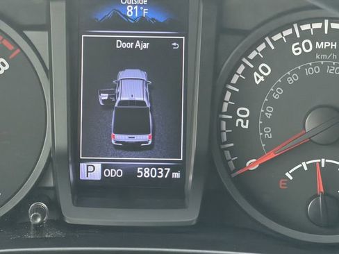 Used 2023 Toyota Tacoma SR AWD/4WD image 14