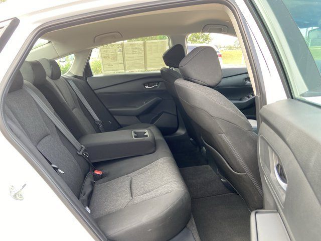 Used 2023 Honda Accord LX image 11