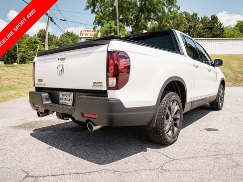 Used 2023 Honda Ridgeline Sport image 8