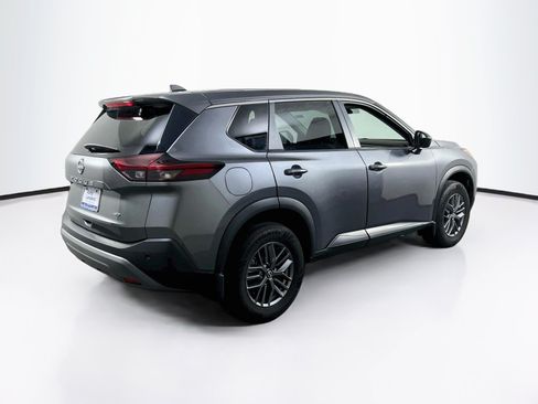 Used 2022 Nissan Rogue S AWD/4WD image 5