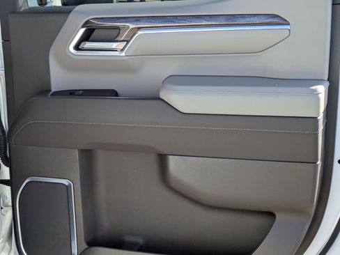 Certified 2023 Chevrolet Silverado 1500 LTZ w/ LTZ Premium Package image 27