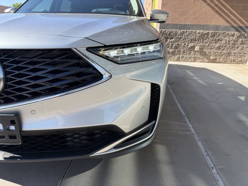 Used 2025 Acura MDX FWD w/ Technology Package image 11
