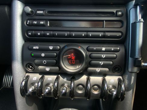 Used 2006 MINI Cooper S FWD image 15