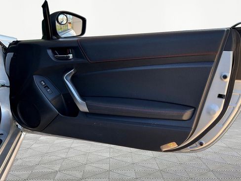 Used 2014 Subaru BRZ Limited RWD image 26