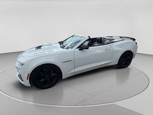 Used 2020 Chevrolet Camaro SS RWD image 13