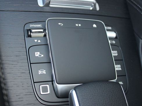 Used 2026 Mercedes-Benz GLS 450 4MATIC image 30