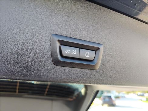 Certified 2025 BMW X3 xDrive30i image 7