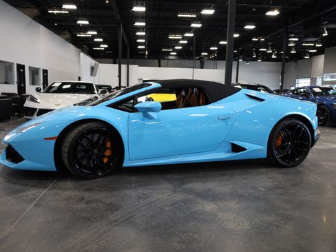 Used 2017 Lamborghini Huracan LP 610-4 image 11