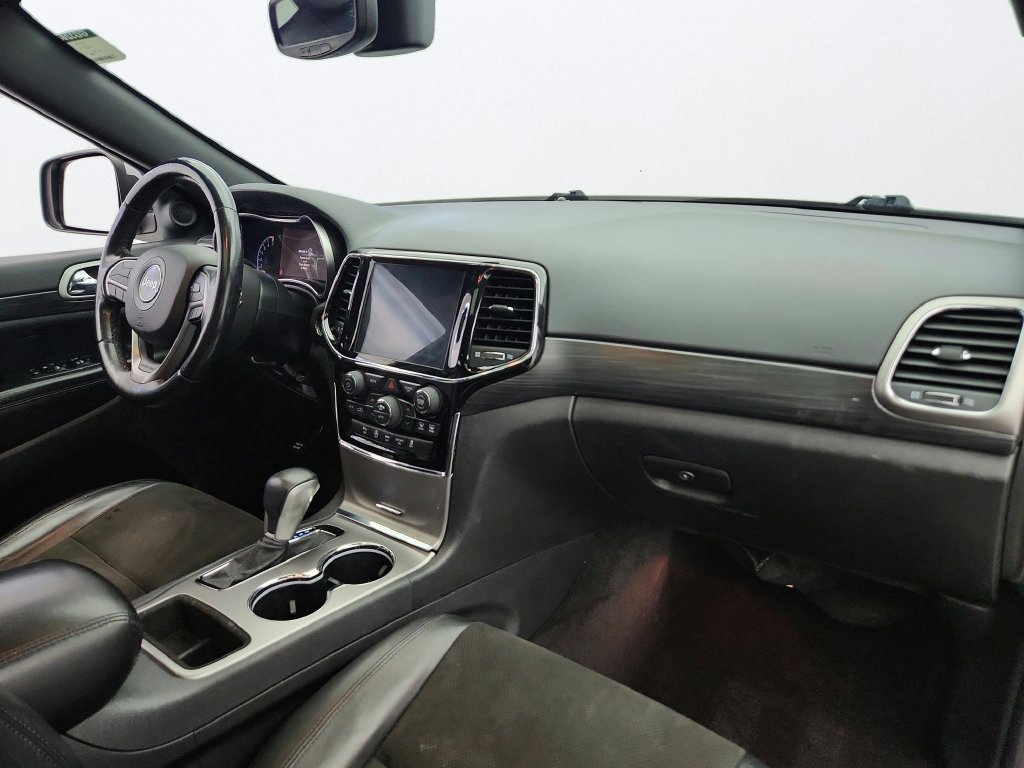 Used 2019 Jeep Grand Cherokee Altitude AWD/4WD image 29