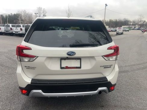 Used 2023 Subaru Forester Touring AWD/4WD image 5