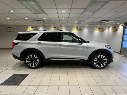 New 2026 Ford Explorer Platinum w/ LUX Leather Package AWD/4WD image 3