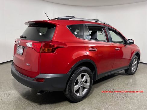 Used 2015 Toyota RAV4 XLE image 3