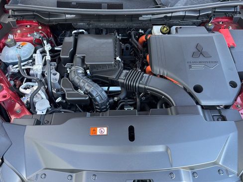 New 2025 Mitsubishi Outlander SEL image 34