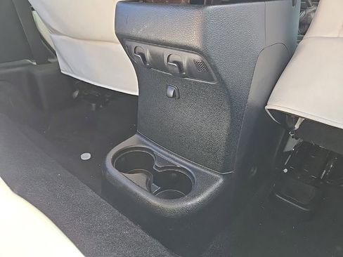 Used 2017 Jeep Wrangler Rubicon w/ Power Convenience Group AWD/4WD image 75