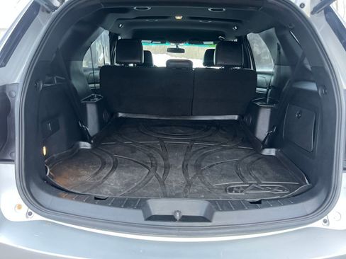 Used 2017 Ford Explorer XLT w/ Equipment Group 202A image 26