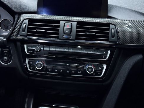 Used 2015 BMW M3 image 25