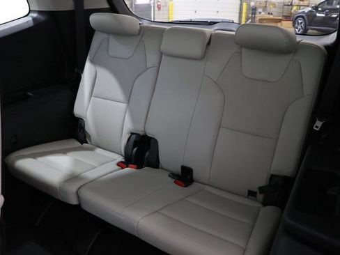 Used 2022 Kia Telluride S AWD/4WD image 36