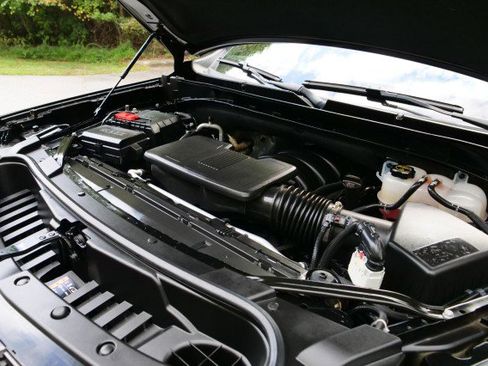 Used 2024 GMC Yukon XL SLT w/ SLT Luxury Package image 62