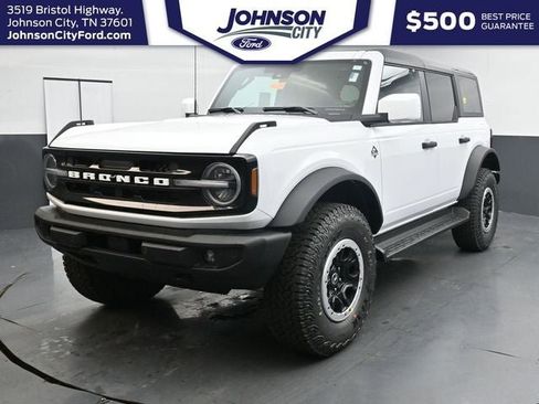 New 2026 Ford Bronco Outer Banks w/ Sasquatch Package AWD/4WD image 6