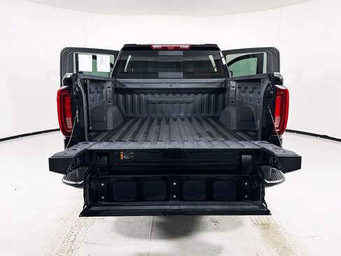 Used 2024 GMC Sierra 1500 Denali w/ Technology Package AWD/4WD image 31