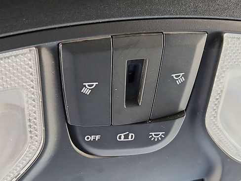 Used 2022 RAM 1500 Lone Star AWD/4WD image 26