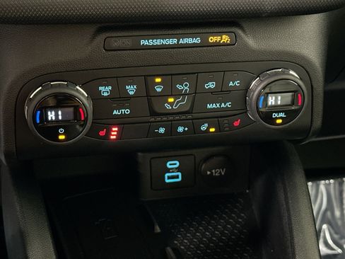 Used 2021 Ford Bronco Sport Outer Banks w/ Outer Banks Package (96D) image 26