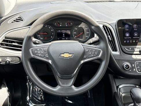 Used 2024 Chevrolet Malibu LT FWD image 21