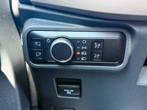 Used 2024 Ford Bronco Wildtrak AWD/4WD image 41
