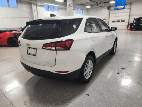 Certified 2023 Chevrolet Equinox LS image 5