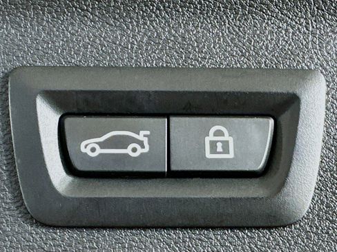 Used 2023 BMW X3 sDrive30i w/ Convenience Package image 31