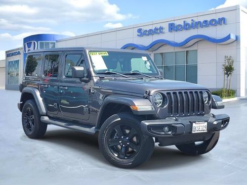 Used 2020 Jeep Wrangler Unlimited Sahara AWD/4WD image 1