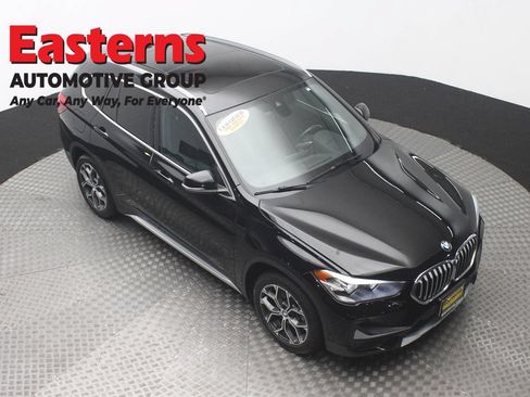Used 2022 BMW X1 xDrive28i w/ Convenience Package AWD/4WD image 3