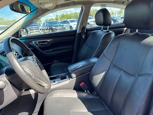 Used 2015 Nissan Altima 2.5 SL w/ Technology Package FWD image 52