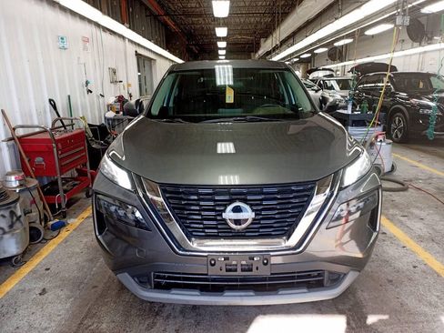 Used 2023 Nissan Rogue S image 3