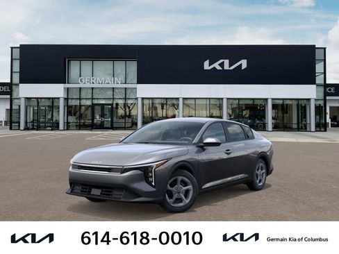 New 2025 Kia K4 LXS image 1