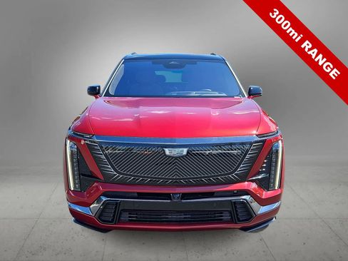 Used 2026 Cadillac Vistiq Platinum AWD/4WD image 3
