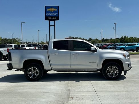 Used 2020 Chevrolet Colorado Z71 RWD image 6