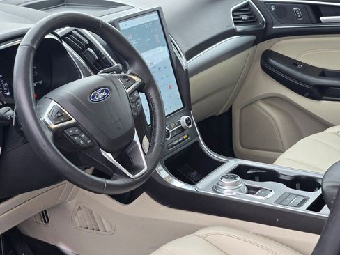 Used 2021 Ford Edge Titanium w/ Class II Trailer Tow Package image 24