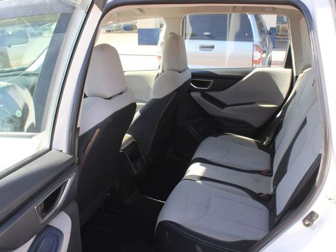 Used 2019 Subaru Forester w/ Alloy Wheel Package AWD/4WD image 10
