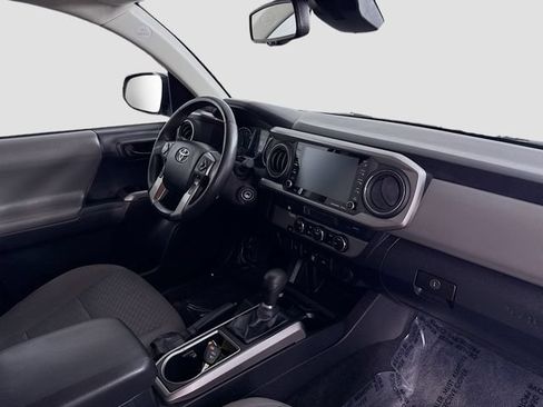 Certified 2022 Toyota Tacoma SR5 RWD image 29
