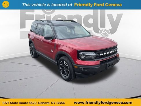Used 2021 Ford Bronco Sport Outer Banks w/ Outer Banks Package (96D) AWD/4WD image 3