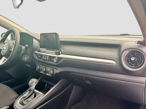 Used 2020 Kia Forte LXS FWD image 25