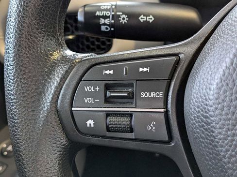 Certified 2023 Honda HR-V LX image 21