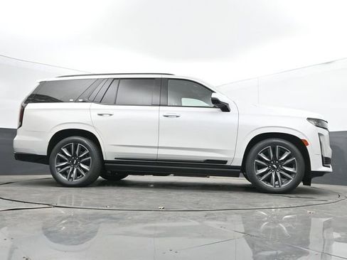 Used 2024 Cadillac Escalade Sport Platinum w/ LPO, Floor Liner Package AWD/4WD image 56
