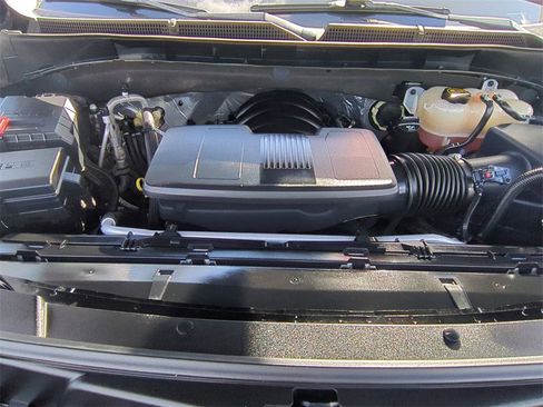 Used 2022 GMC Yukon XL SLT w/ SLT Premium Package image 30