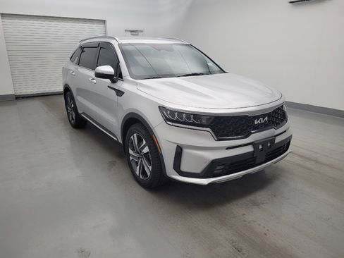 Used 2023 Kia Sorento EX AWD/4WD image 13