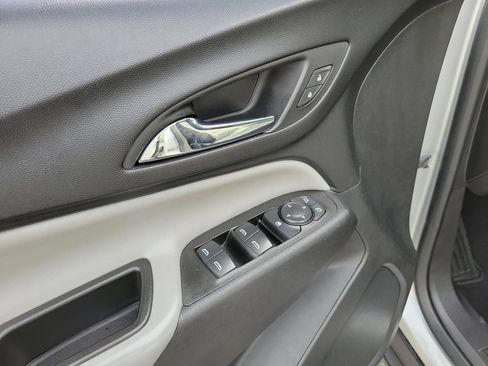 Used 2022 Chevrolet Equinox LT AWD/4WD image 24